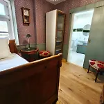3sine - Ihr Besonderer Im Bahnhof Deisenhofen Estalagem Oberhaching