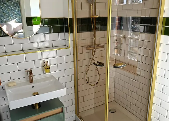 3sine - Ihr Besonderer Im Bahnhof Deisenhofen *